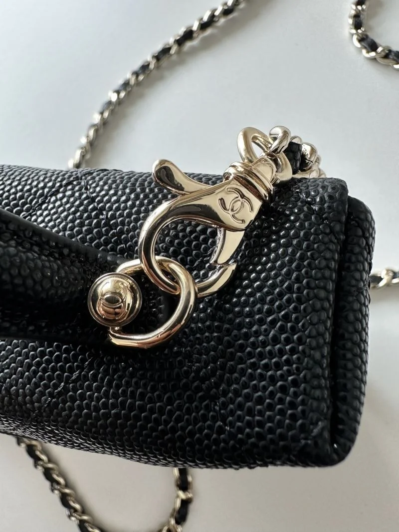 Chanel Cosmetic Bags Modern 53353