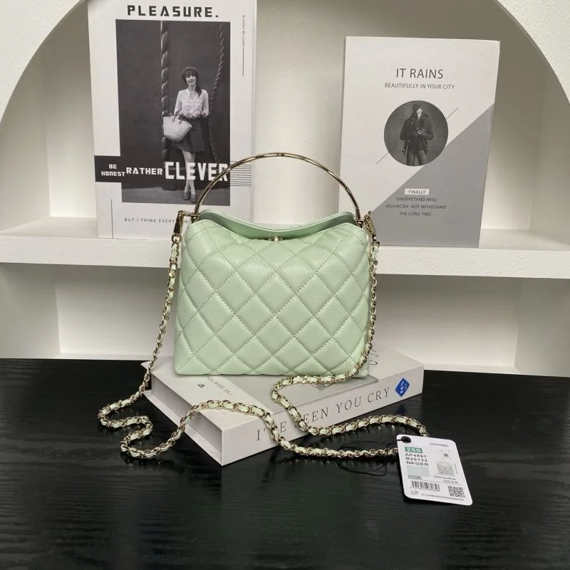 Chanel Cosmetic Bags Premium 53351