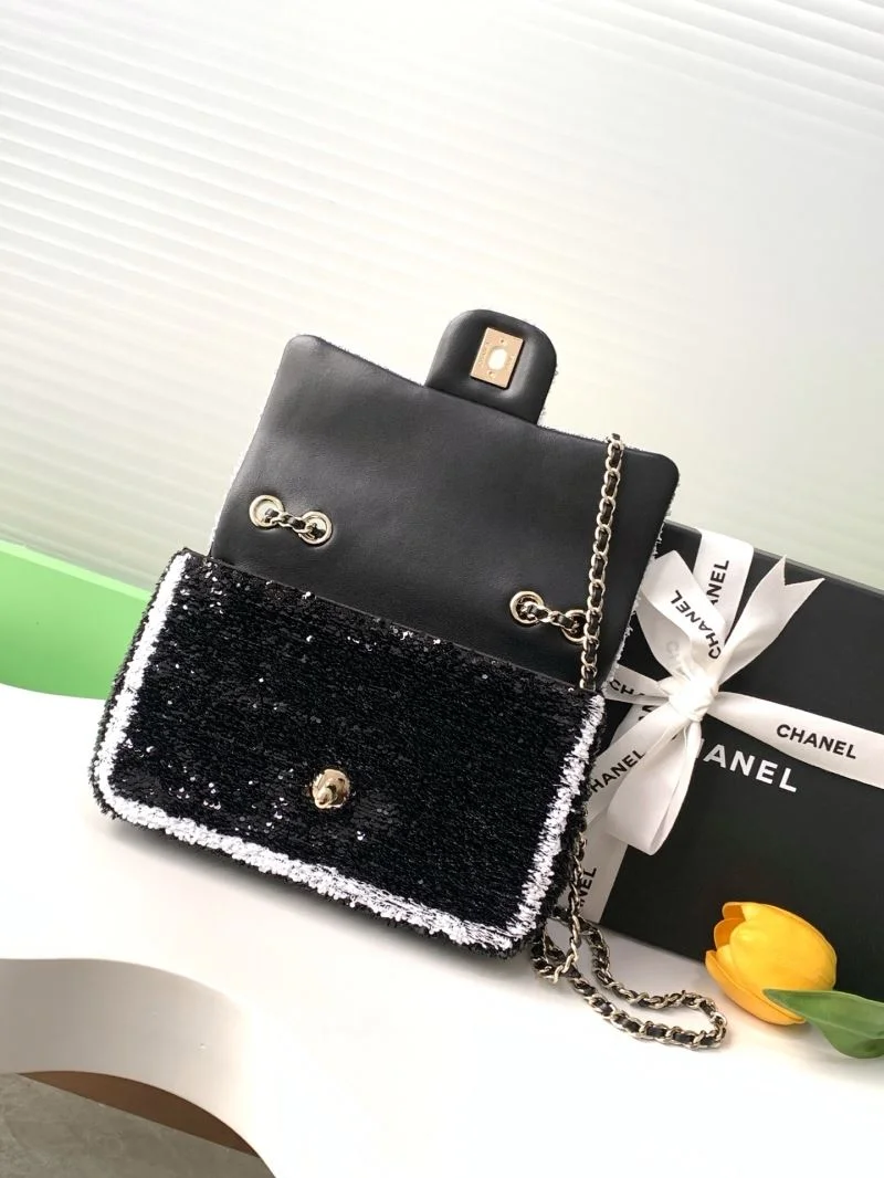 Chanel Cosmetic Bags OdorResistant 53345