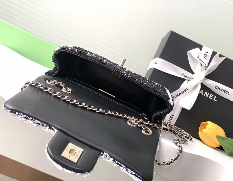Chanel Cosmetic Bags OdorResistant 53345