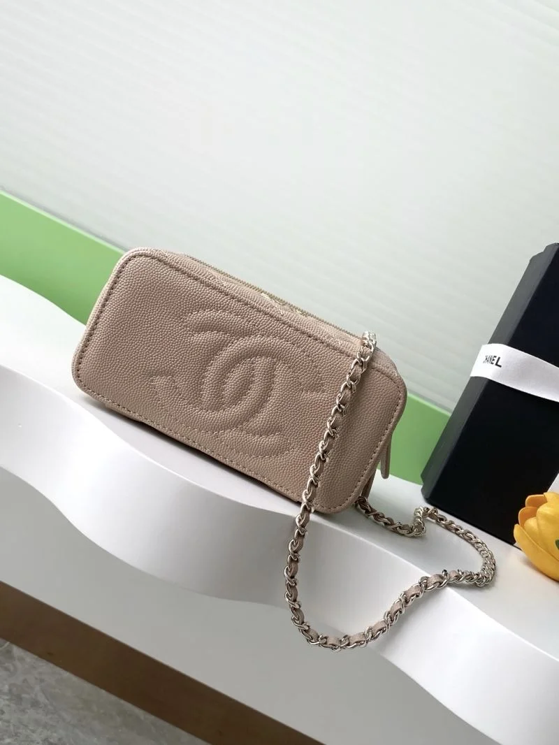 Breathable Chanel Cosmetic Bags 53342