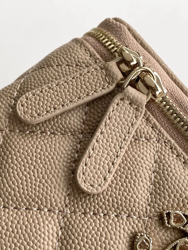 Breathable Chanel Cosmetic Bags 53342