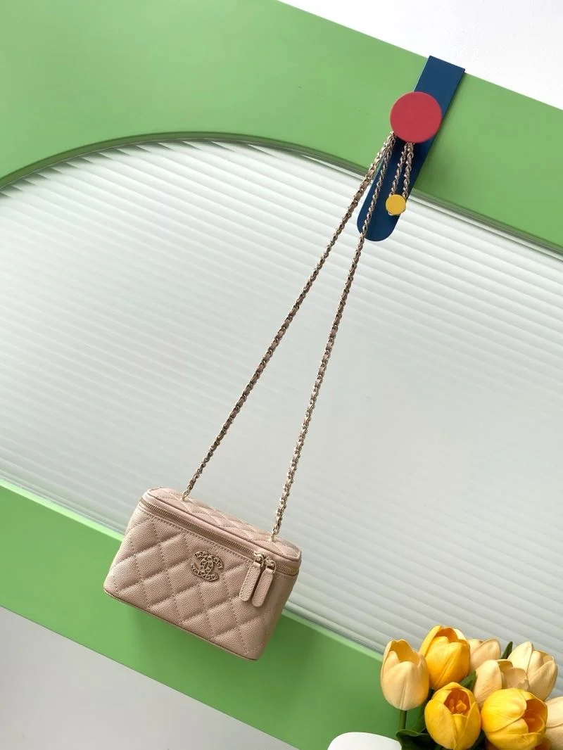 Breathable Chanel Cosmetic Bags 53342