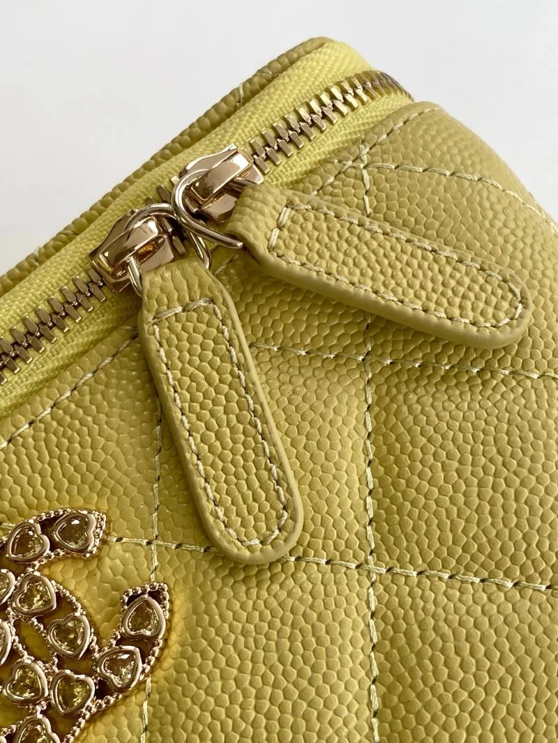 Chanel Cosmetic Bags SunProtective 53349
