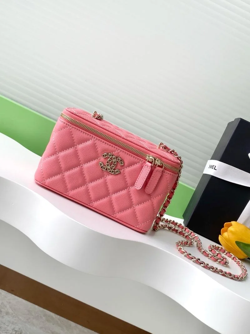 Cozy Chanel Cosmetic Bags 53341