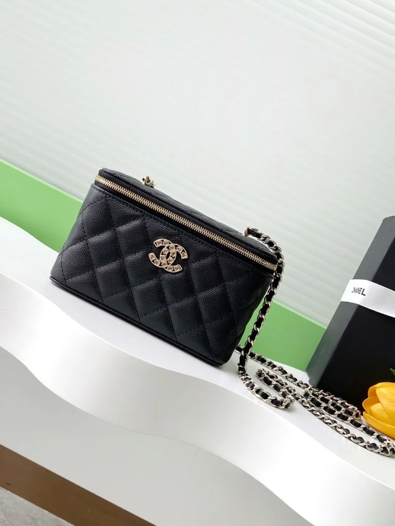 Chanel Cosmetic Bags SportInspired 53390