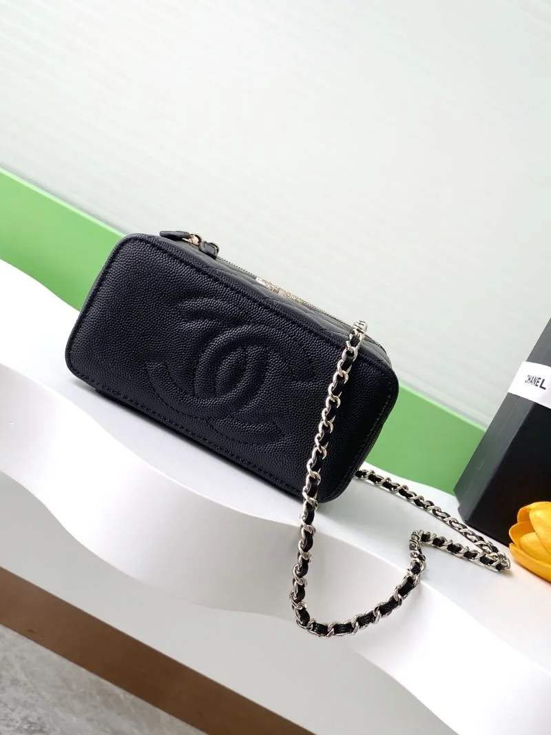 Chanel Cosmetic Bags SportInspired 53390