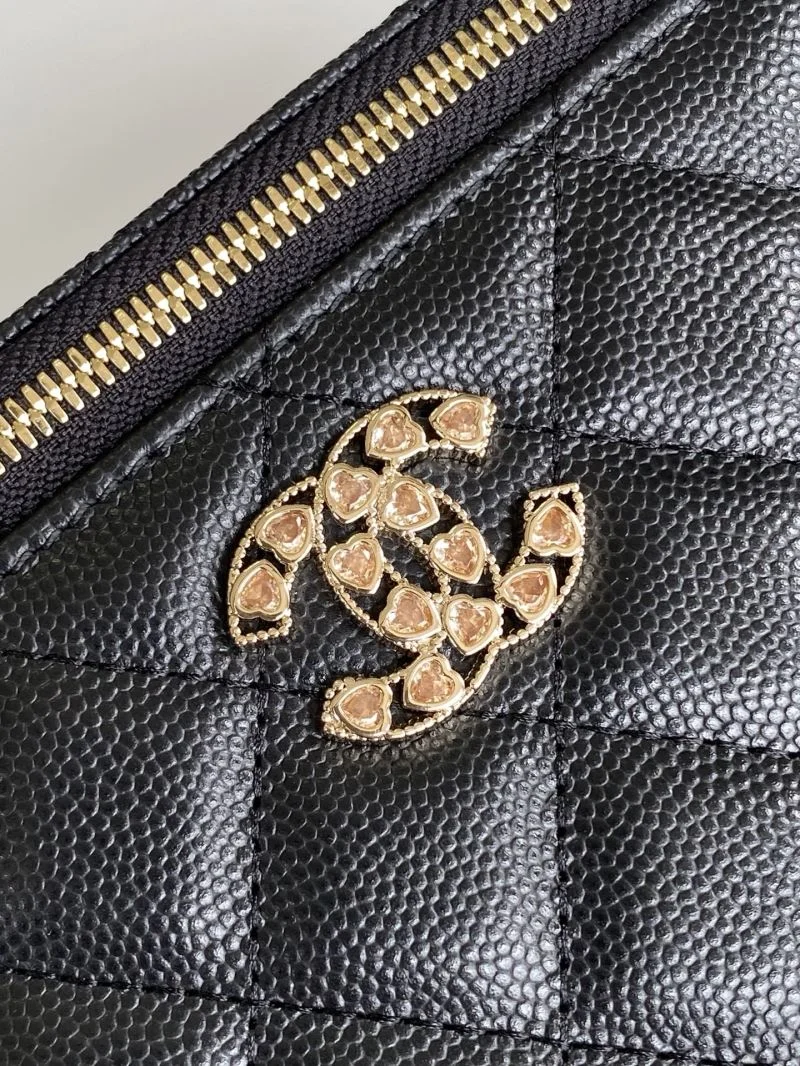 Chanel Cosmetic Bags SportInspired 53390