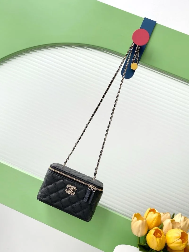 Chanel Cosmetic Bags SportInspired 53390