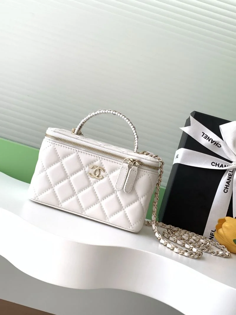 Chanel Cosmetic Bags Tailored 53334