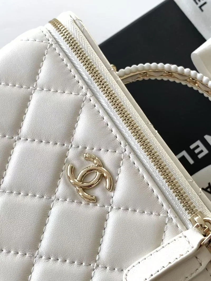 Chanel Cosmetic Bags Tailored 53334