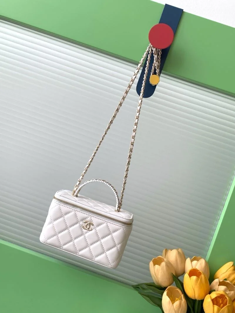 Chanel Cosmetic Bags Tailored 53334