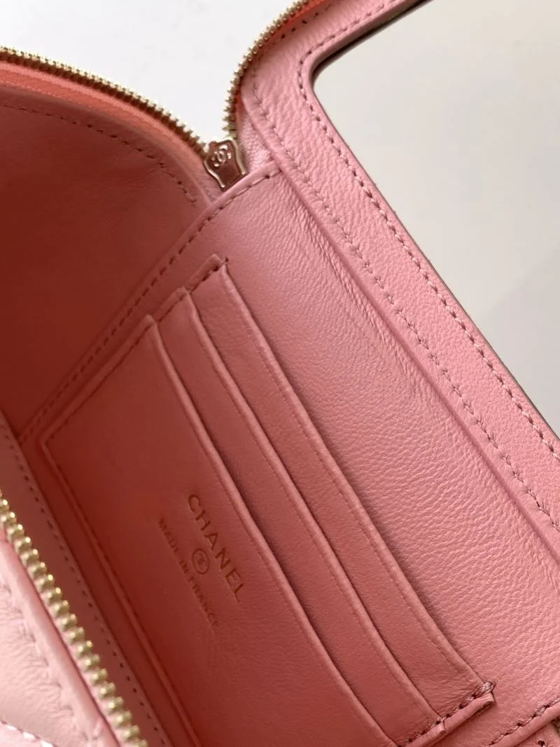 WrinkleFree Chanel Cosmetic Bags 53333