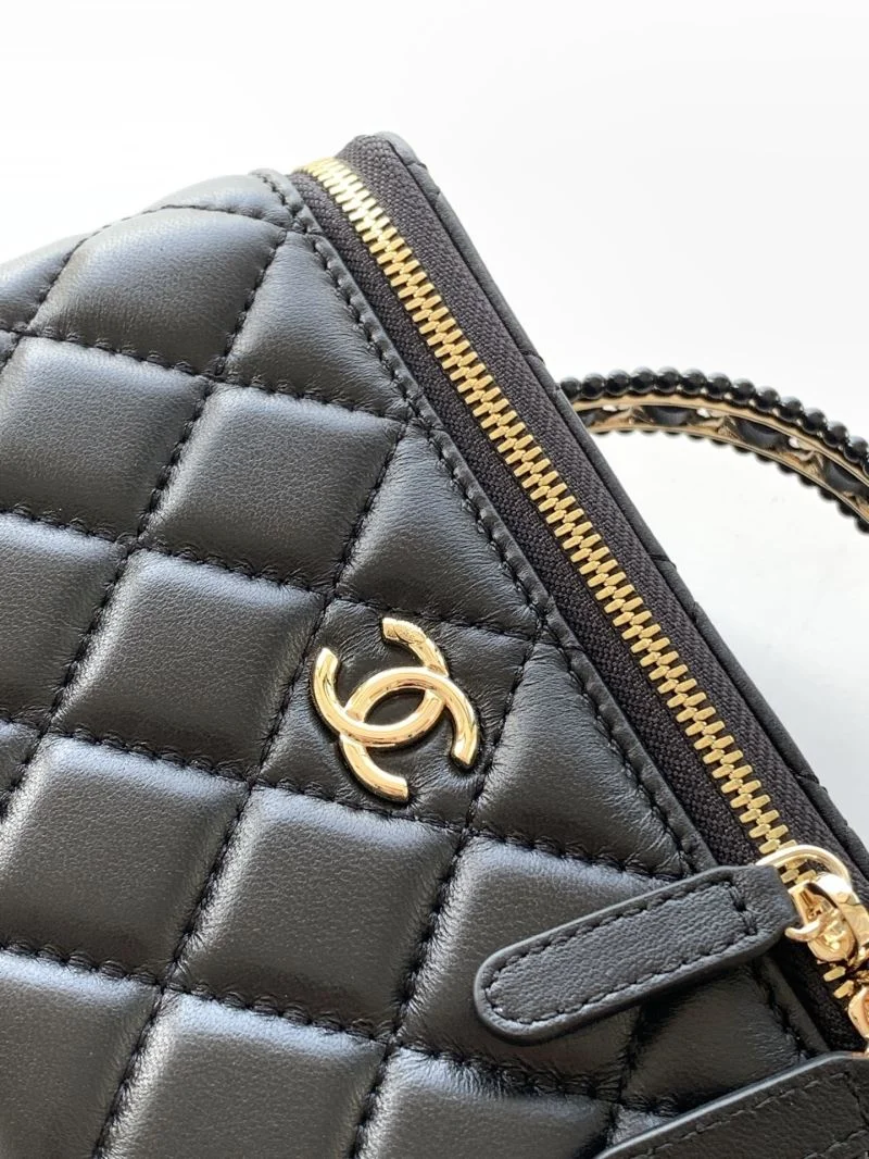 Soft Chanel Cosmetic Bags 53336