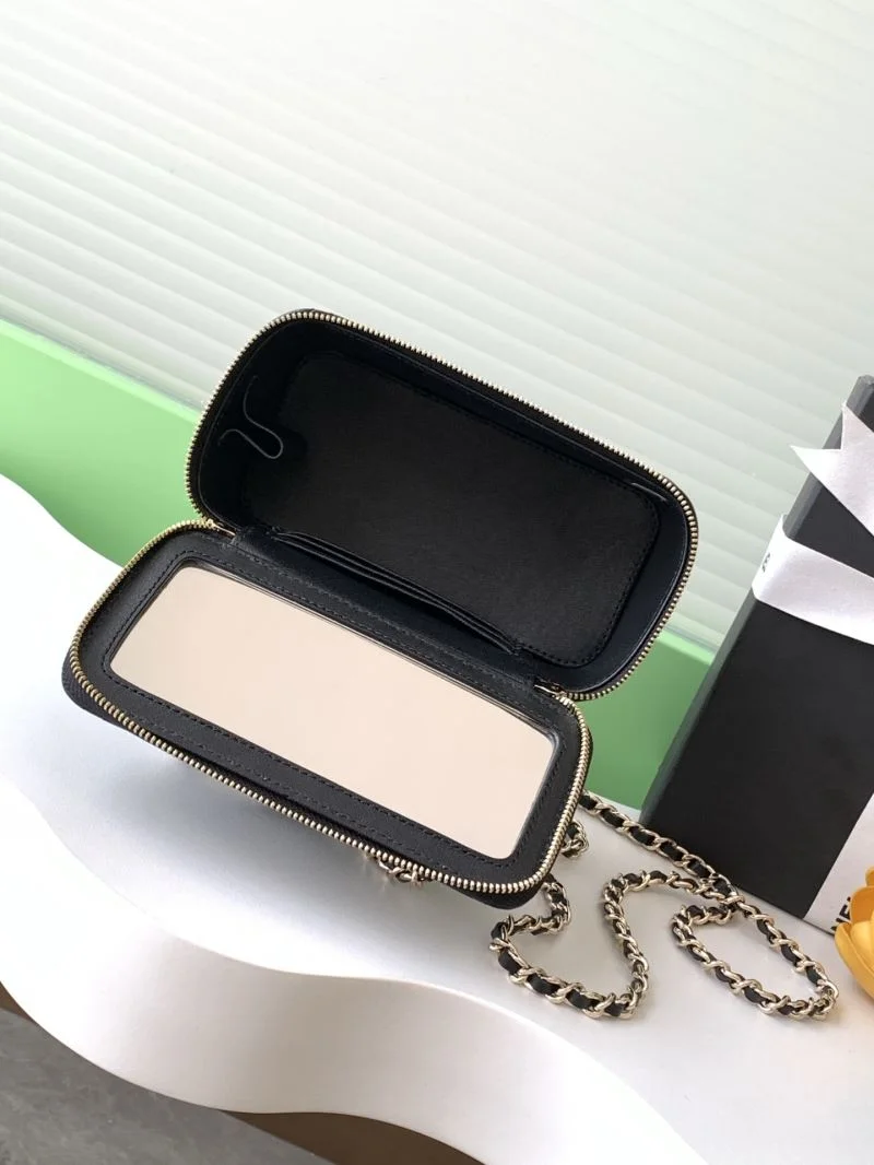 Soft Chanel Cosmetic Bags 53336