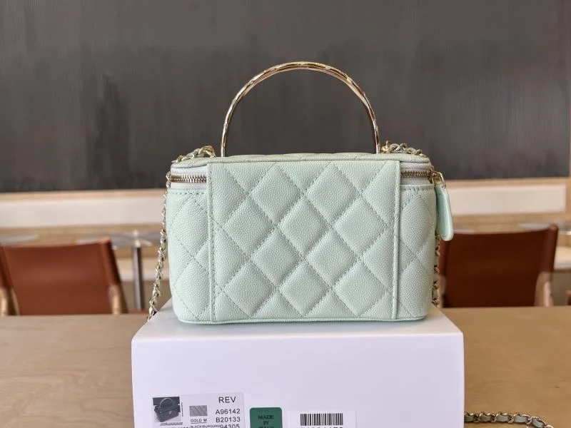Soft Chanel Cosmetic Bags 53415
