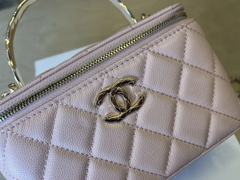 Chanel Cosmetic Bags FashionForward 53331