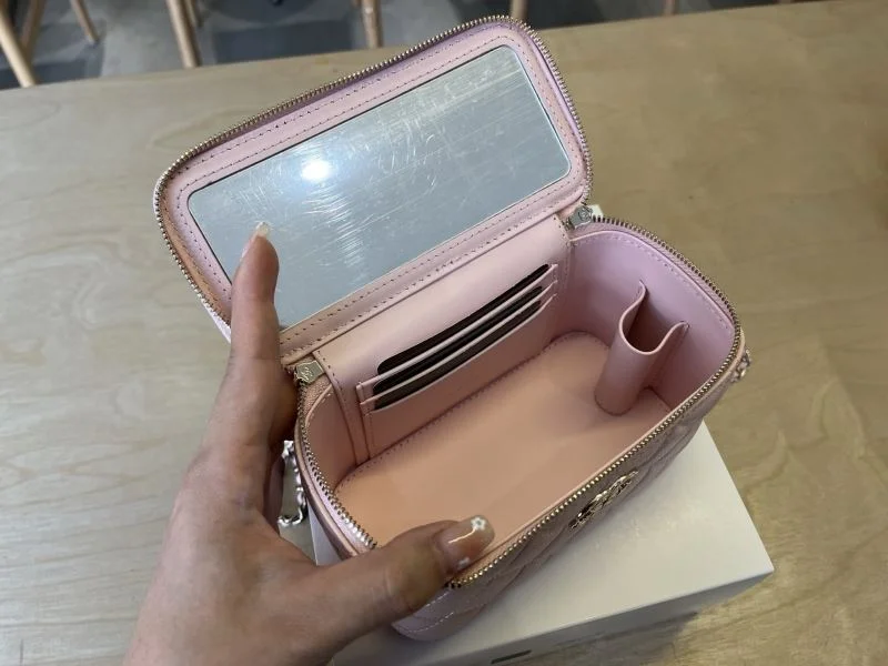 Chanel Cosmetic Bags FashionForward 53331