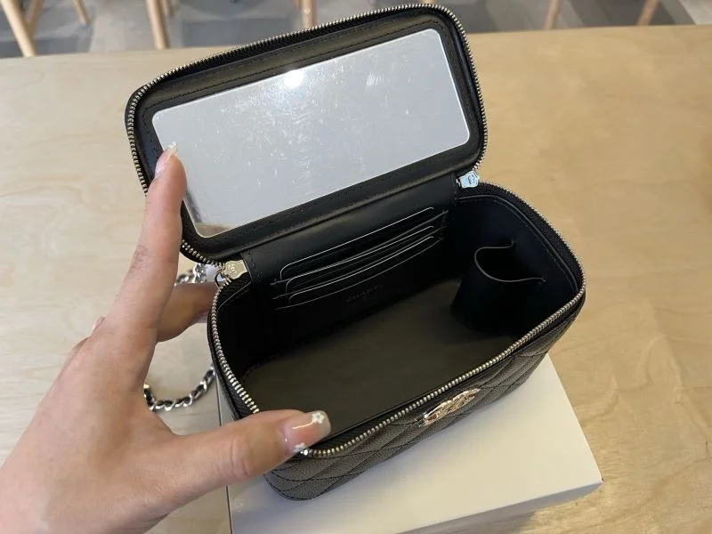 Chanel Cosmetic Bags Sleek 53330