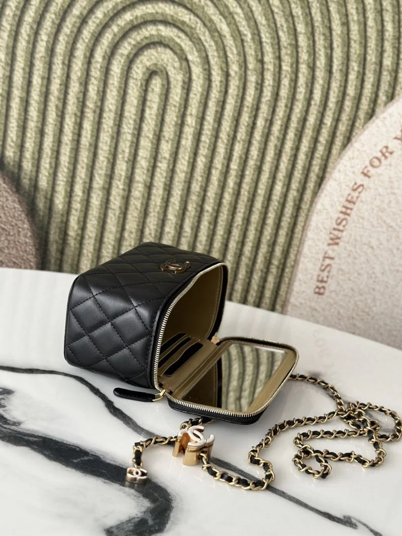 Chanel Cosmetic Bags HighQuality 53329