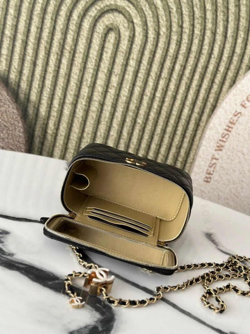 Chanel Cosmetic Bags HighQuality 53329