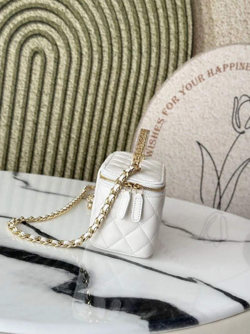 Chanel Cosmetic Bags WaterResistant 53322