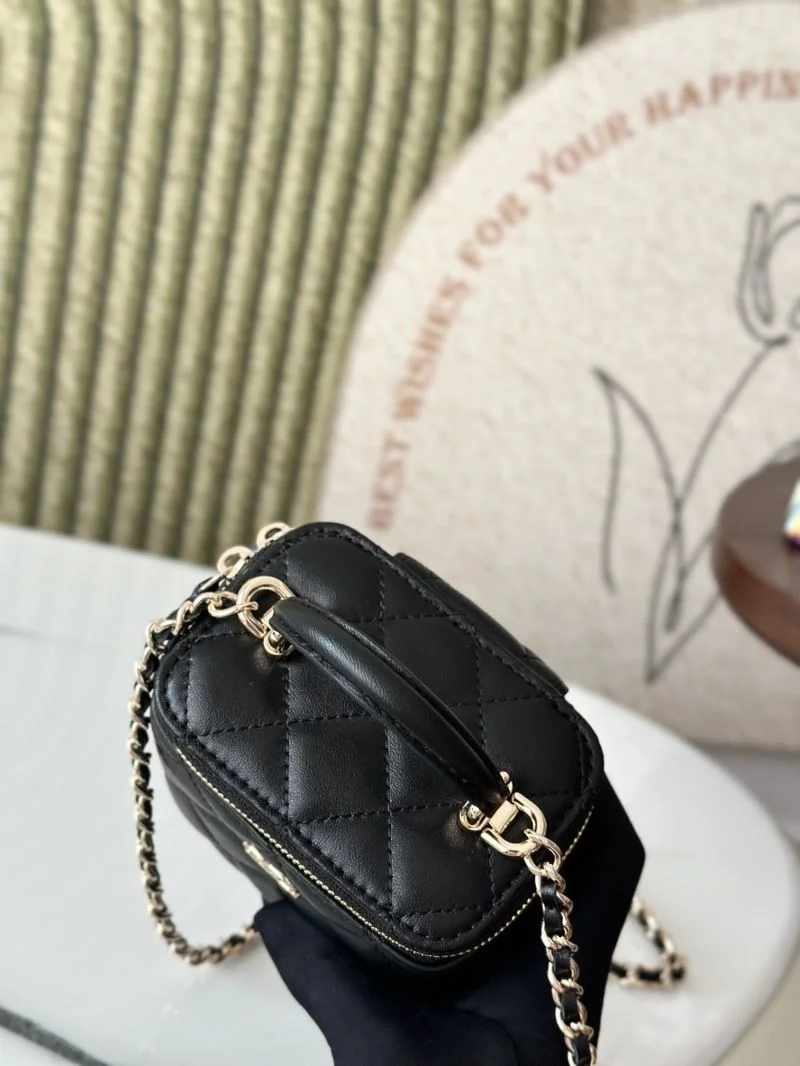 Chanel Cosmetic Bags Durable 53318