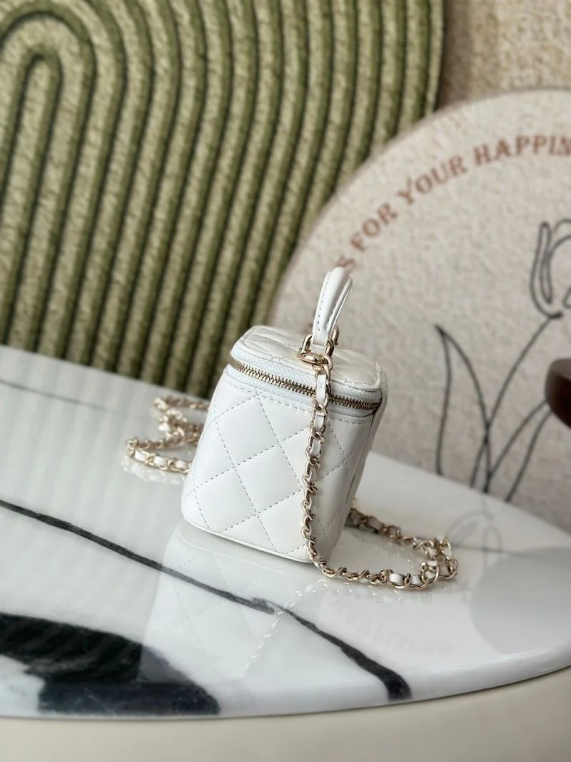 Durable Chanel Cosmetic Bags 53317