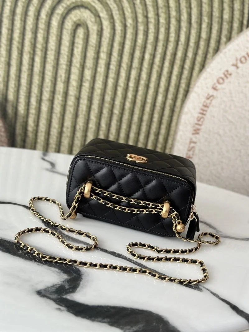 Durable Chanel Cosmetic Bags 53312