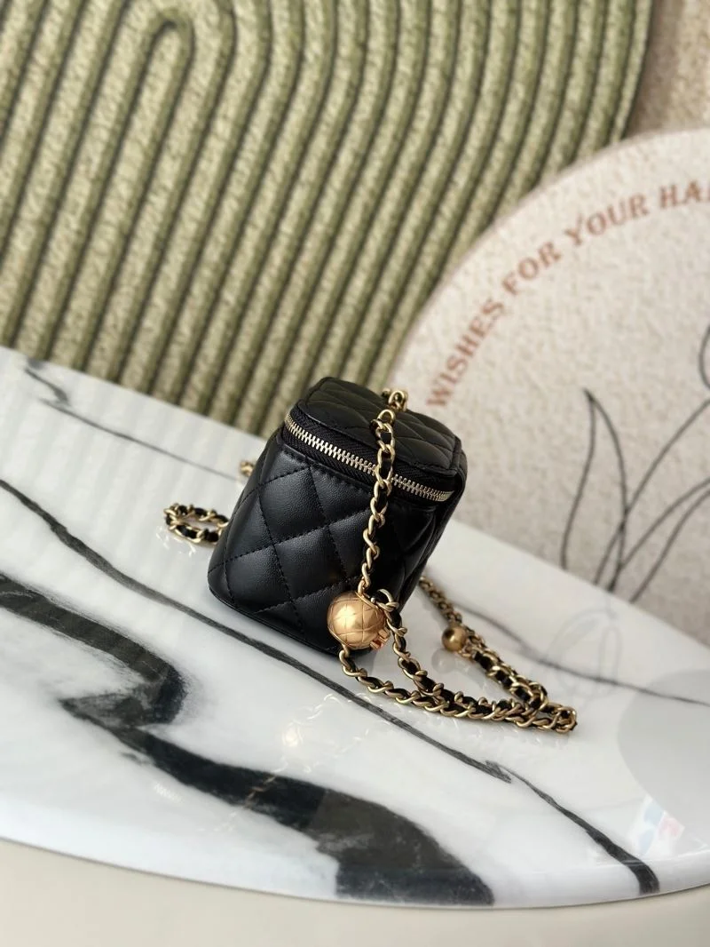 Chanel Cosmetic Bags Versatile 53340