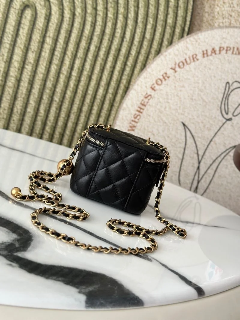 Chanel Cosmetic Bags Versatile 53340
