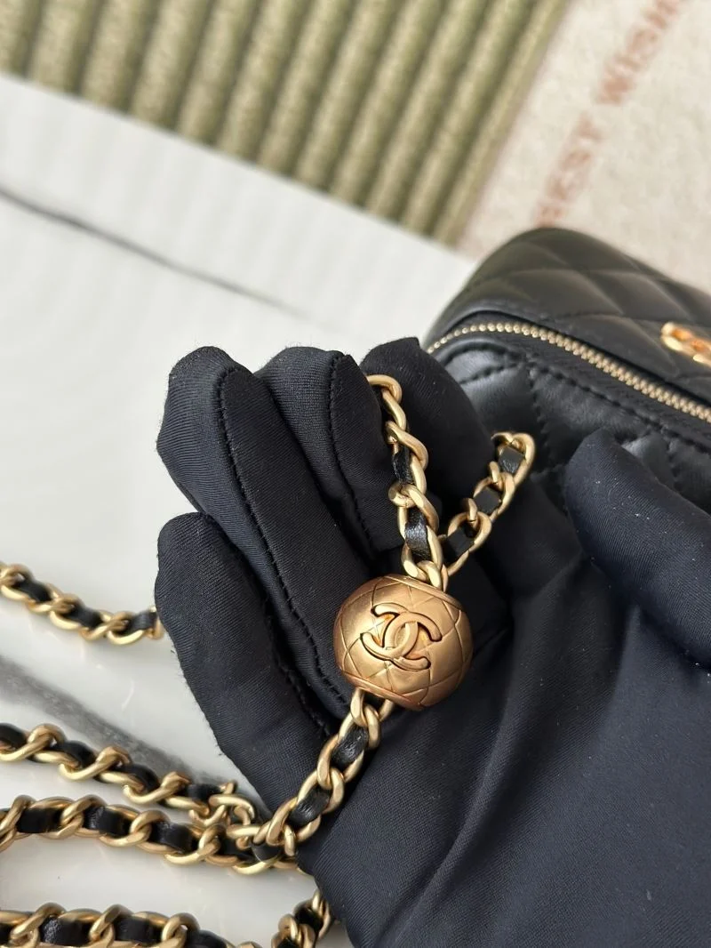 Chanel Cosmetic Bags Versatile 53340