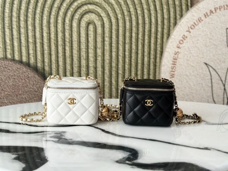 Chanel Cosmetic Bags Versatile 53340