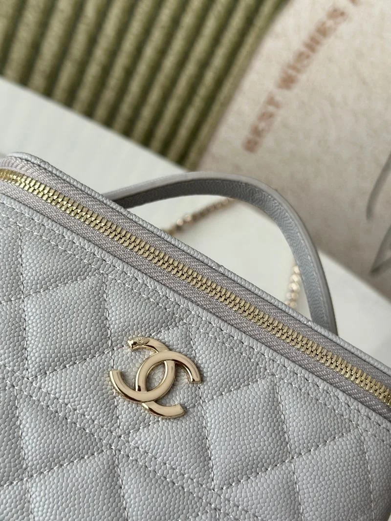 Chanel Cosmetic Bags OnTrend 53394
