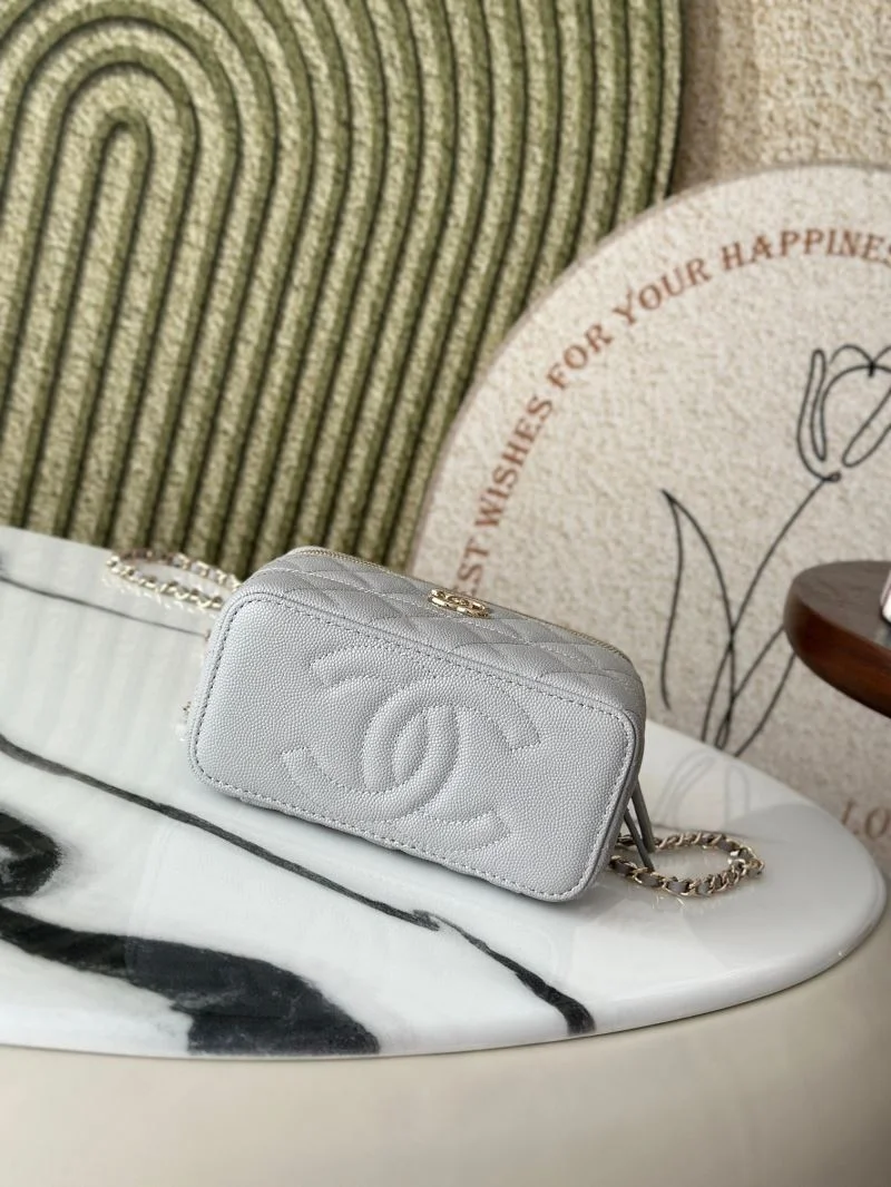 Chanel Cosmetic Bags OnTrend 53394