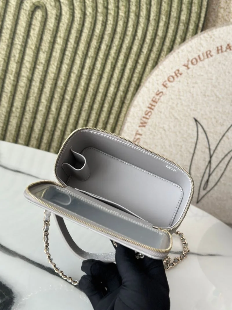 Chanel Cosmetic Bags OnTrend 53394