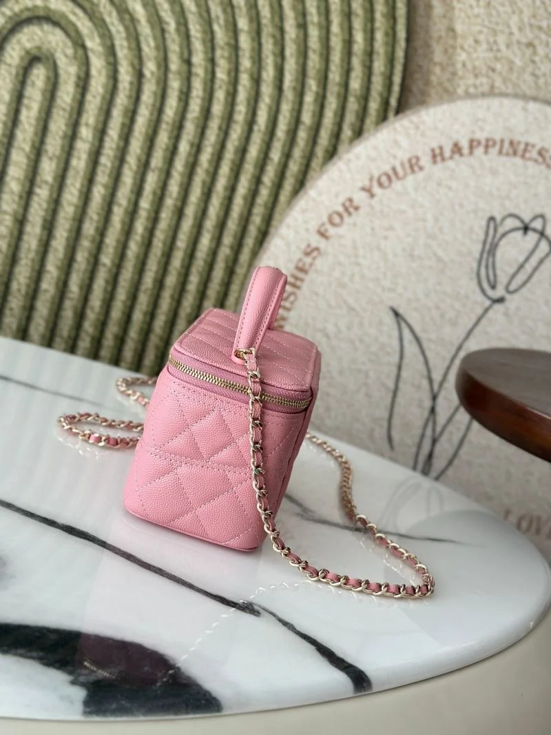 Tailored Chanel Cosmetic Bags 53315