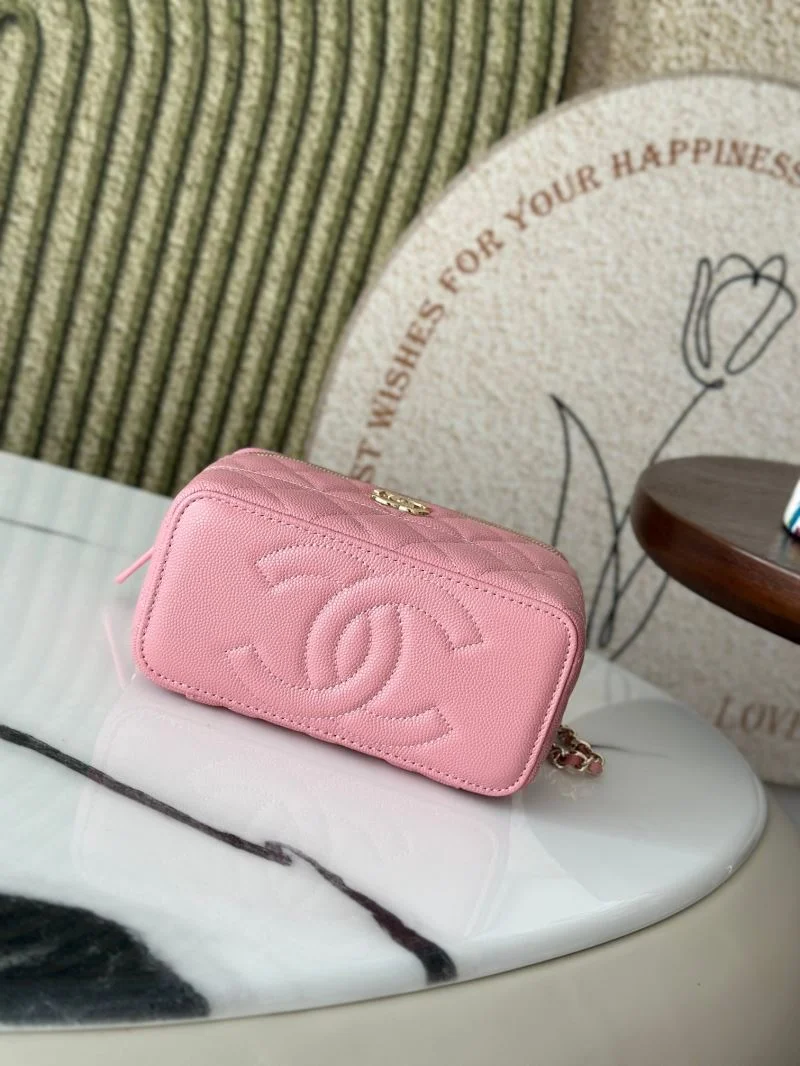 Tailored Chanel Cosmetic Bags 53315