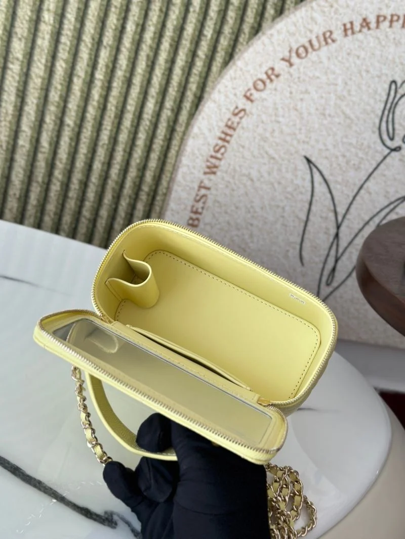 WrinkleFree Chanel Cosmetic Bags 53310