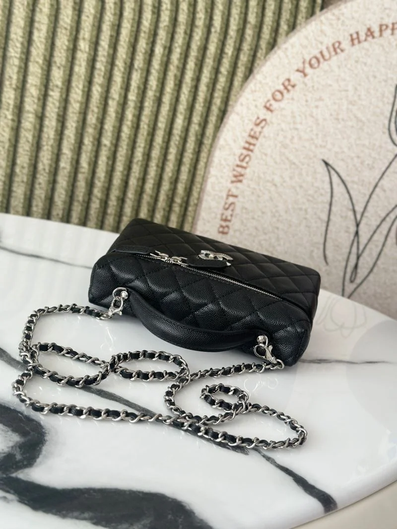 Chanel Cosmetic Bags Bold 53304