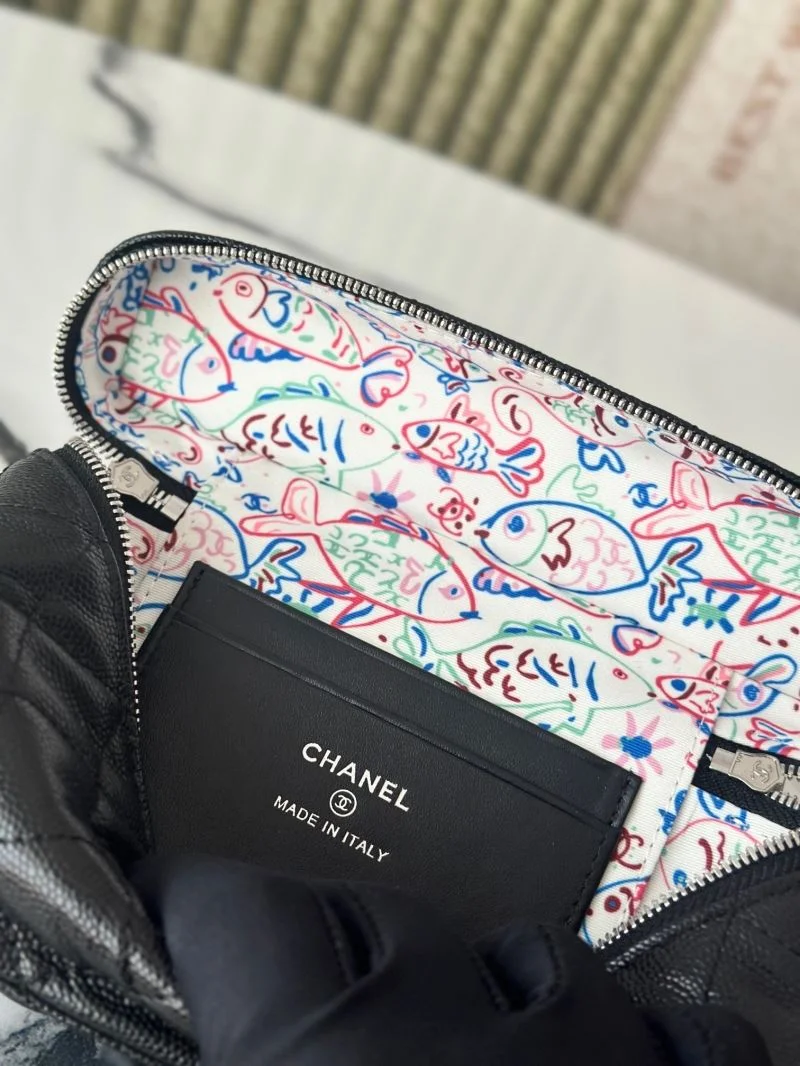 Chanel Cosmetic Bags Bold 53304