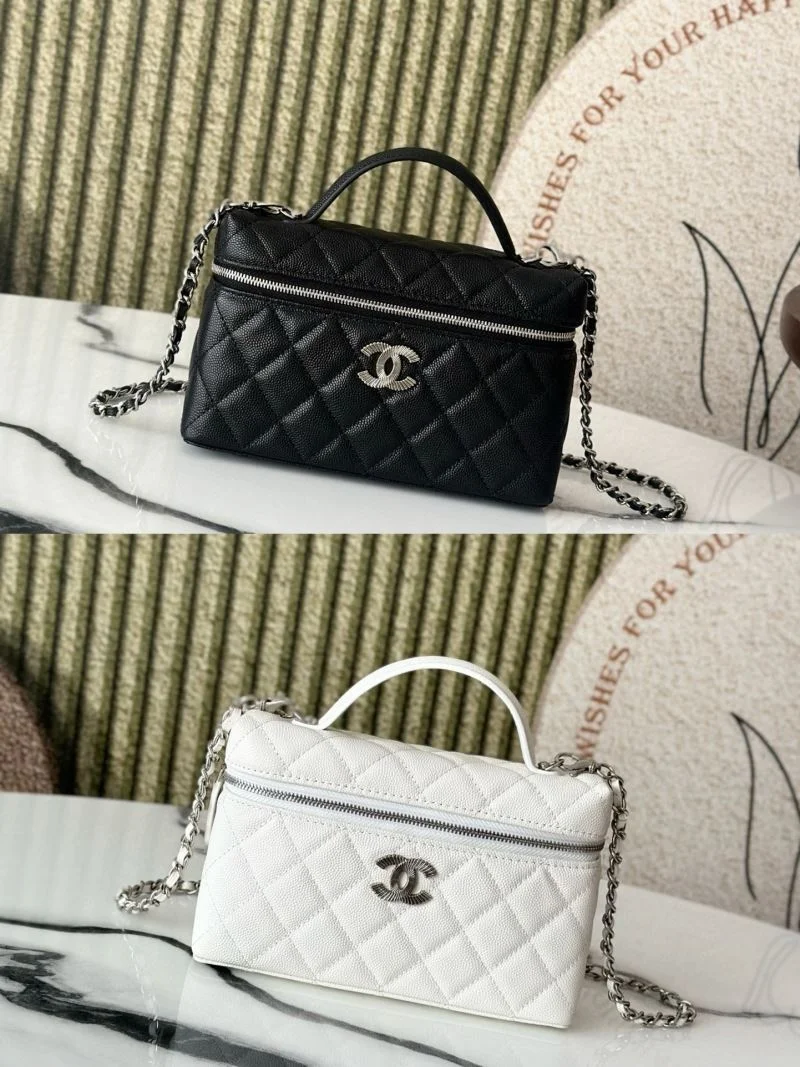 Chanel Cosmetic Bags Bold 53304