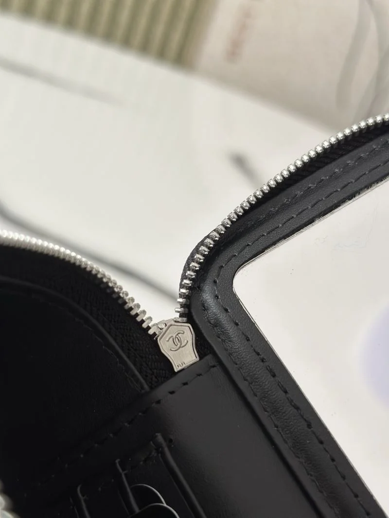 Cozy Chanel Cosmetic Bags 53388