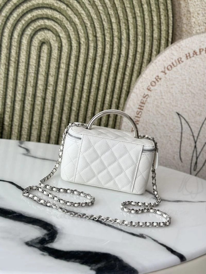 Chanel Cosmetic Bags Thermal 53308