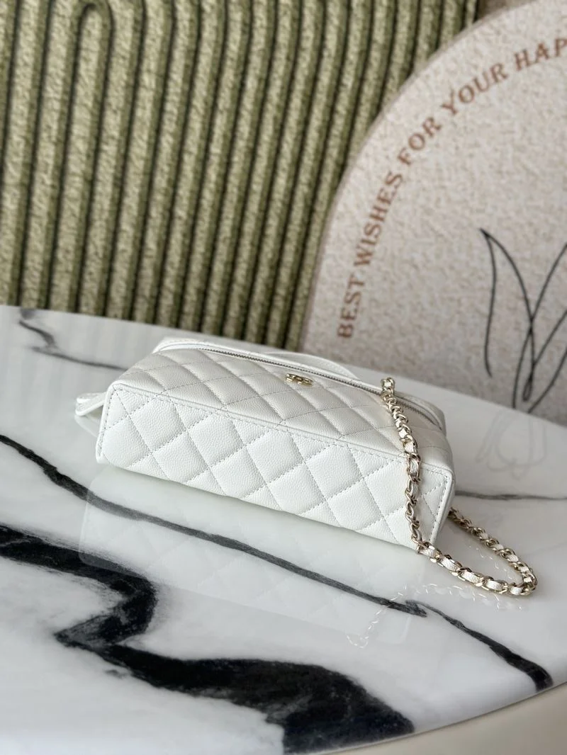 Chanel Cosmetic Bags Unisex 53327