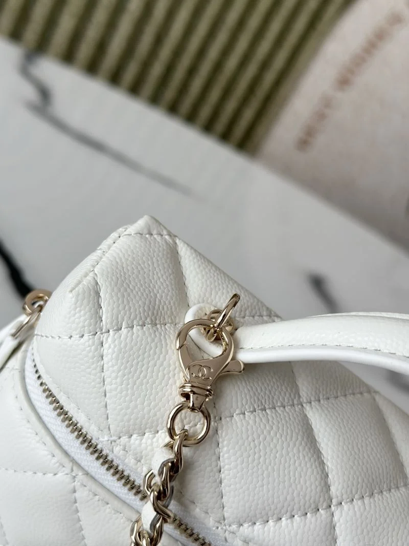 Chanel Cosmetic Bags Unisex 53327