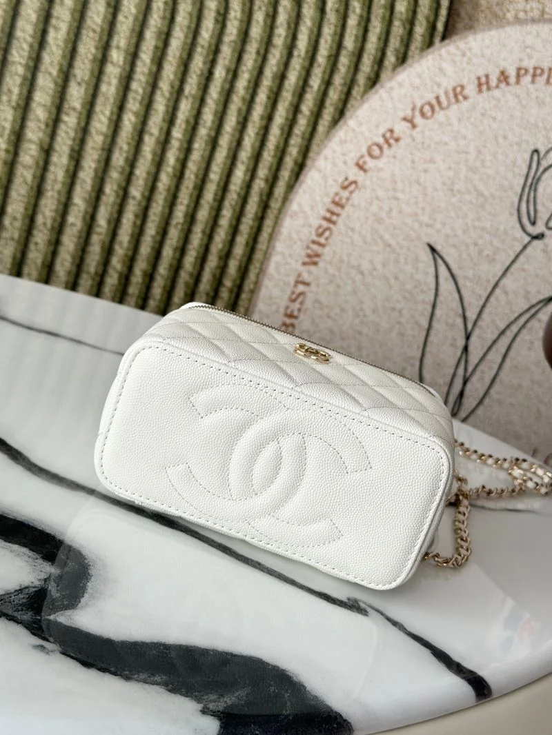 Chanel Cosmetic Bags Comfortable 53281