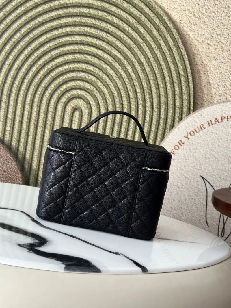 Durable Chanel Cosmetic Bags 53283