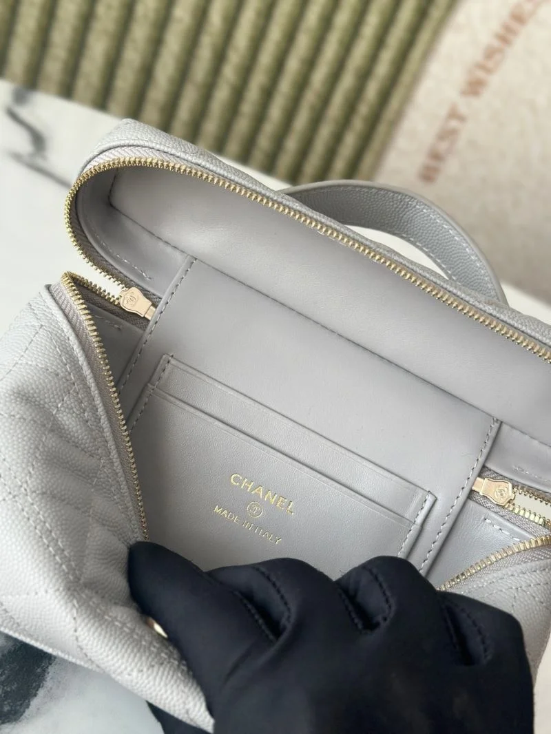 Chanel Cosmetic Bags Popular 53279