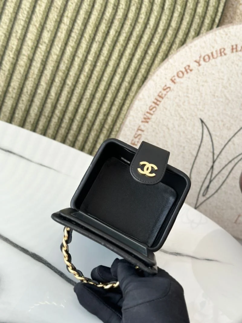 Bright Chanel Cosmetic Bags 53303